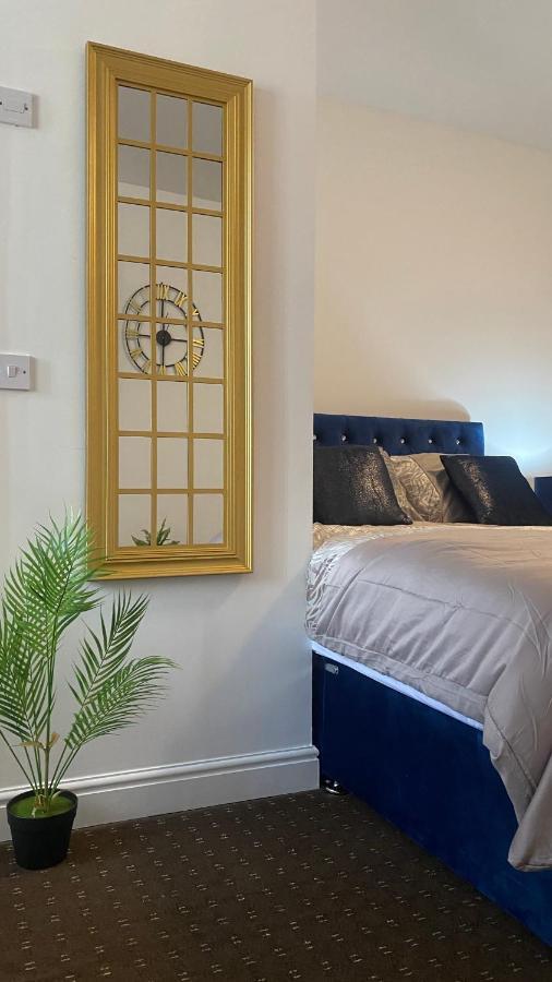 Bv Comfy Studio At Deighton هدرزفيلد المظهر الخارجي الصورة