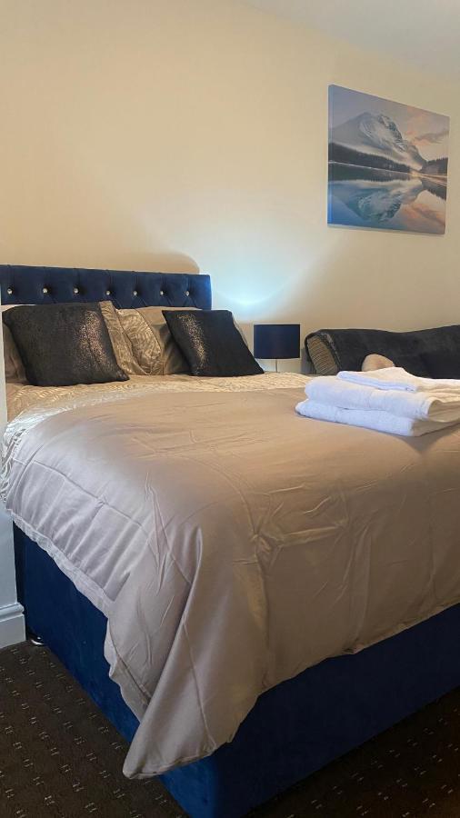 Bv Comfy Studio At Deighton هدرزفيلد المظهر الخارجي الصورة